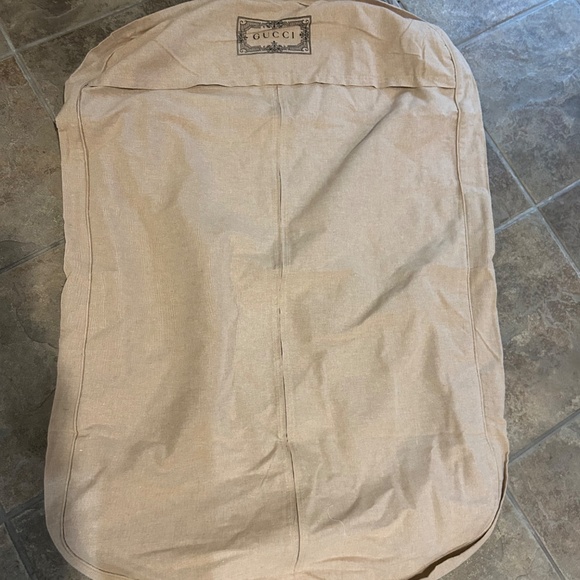 Men’s Gucci, DETACHABLE SLEEVE puffer jacket size 54 made in Italy - Picture 5 of 11